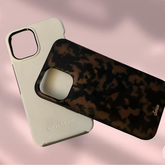 iPhone 12 Pro Max phone cases - Picture 3 of 4